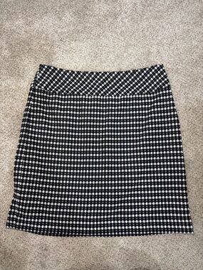 Ann Taylor Loft Black and White Dot Mini Lined Pencil Skirt Women's 4